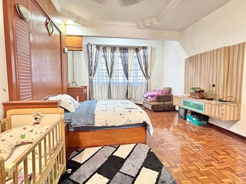 Rumah Banglo untuk Dijual di Taman Kolam Air (Johor Bahru) - Shishi . - PropertyGuru.com.my