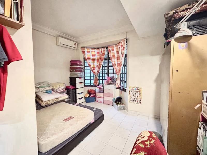 Rumah Banglo untuk Dijual di Taman Kolam Air (Johor Bahru) - Shishi . - PropertyGuru.com.my