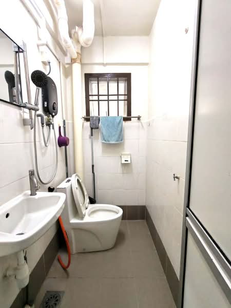 Apartment for Rent at Sri Intan - Rich Wong - Bathroom - PropertyGuru.com.my