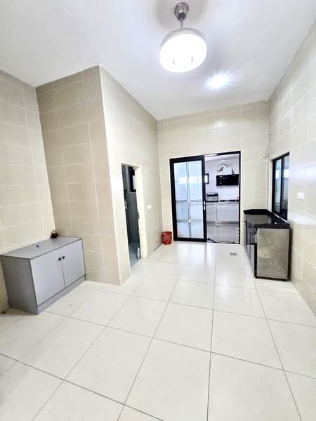 Semi-Detached House for Rent in Johor Bahru (Johor) - Jessica Boey - Kitchen - PropertyGuru.com.my