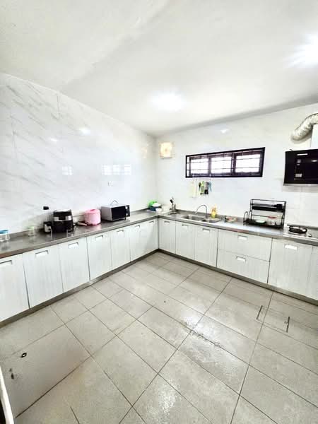 Semi-Detached House for Rent in Johor Bahru (Johor) - Jessica Boey - Kitchen - PropertyGuru.com.my