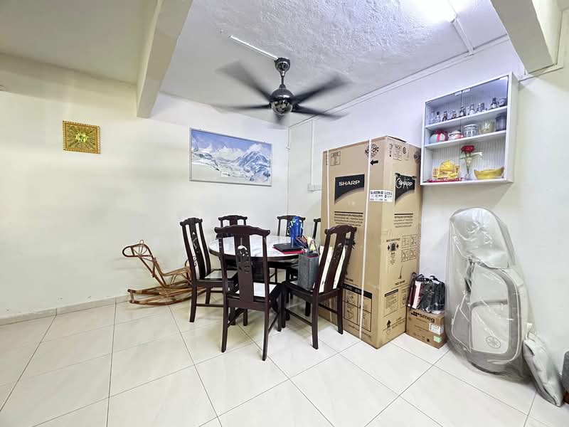 2-storey Terraced House for Sale in Taman Bukit Rawang Jaya (Rawang) - Kelvin . - Dining Room - PropertyGuru.com.my