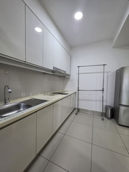 Apartment for Sale at Austin Suites (Permata Austin) - Desmond Lim - Kitchen - PropertyGuru.com.my