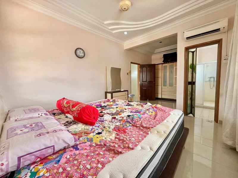 Rumah Teres 2 Tingkat untuk Dijual di Taman Desa Tebrau (Tebrau) - Kok Hui - Bedroom - PropertyGuru.com.my