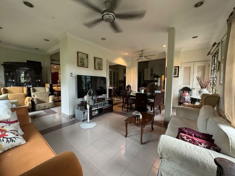 Bungalow for Sale in Ara Damansara (Selangor) - Allie . - Living Room - PropertyGuru.com.my