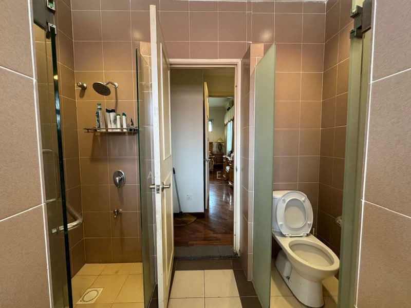 Bungalow for Sale in Ara Damansara (Selangor) - Allie . - Bathroom - PropertyGuru.com.my
