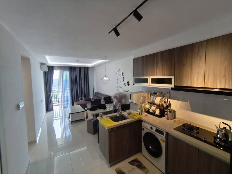 Servis Apartment untuk Disewa di Country Garden Central Park - Louis Tan - Living Room - PropertyGuru.com.my