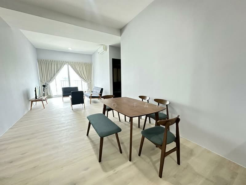 Pangsapuri untuk Disewa di Liberty Grove - Jeno Tan - Living Room - PropertyGuru.com.my