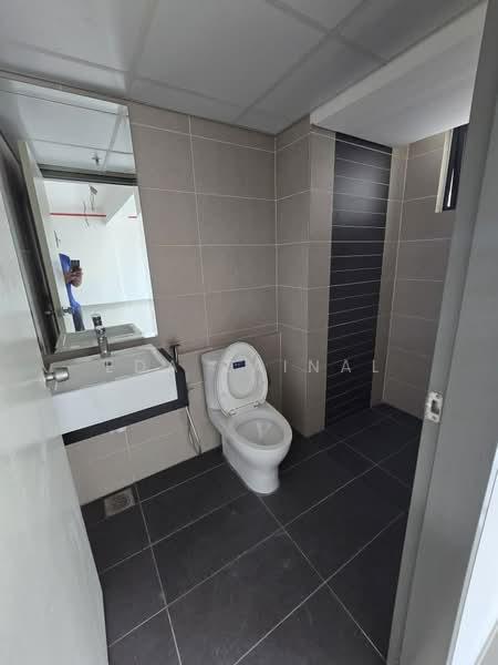 Shop / Office for Rent in Seksyen 13 (Shah Alam) - Eda Zainal - Bathroom - PropertyGuru.com.my