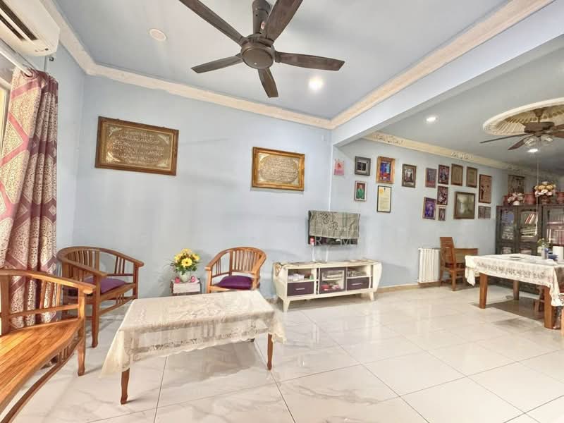 Rumah Teres untuk Dijual di Taman Nusa Damai (Pasir Gudang) - Sufi Norman - Living Room - PropertyGuru.com.my