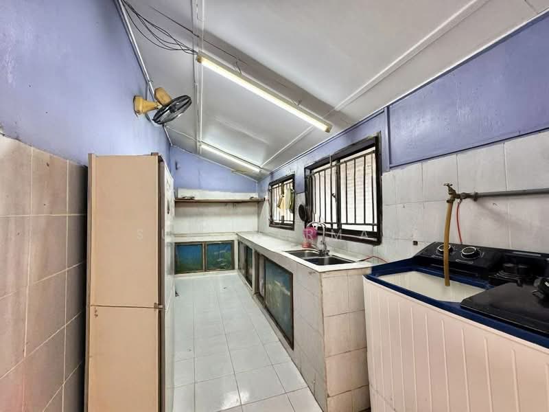Rumah Teres untuk Dijual di Taman Nusa Damai (Pasir Gudang) - Sufi Norman - Kitchen - PropertyGuru.com.my