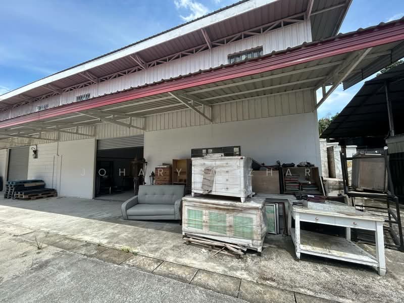 Retail Space for Rent in Kampung Melayu Subang (Sungai Buloh) - Johary Adzhar - Exterior - PropertyGuru.com.my