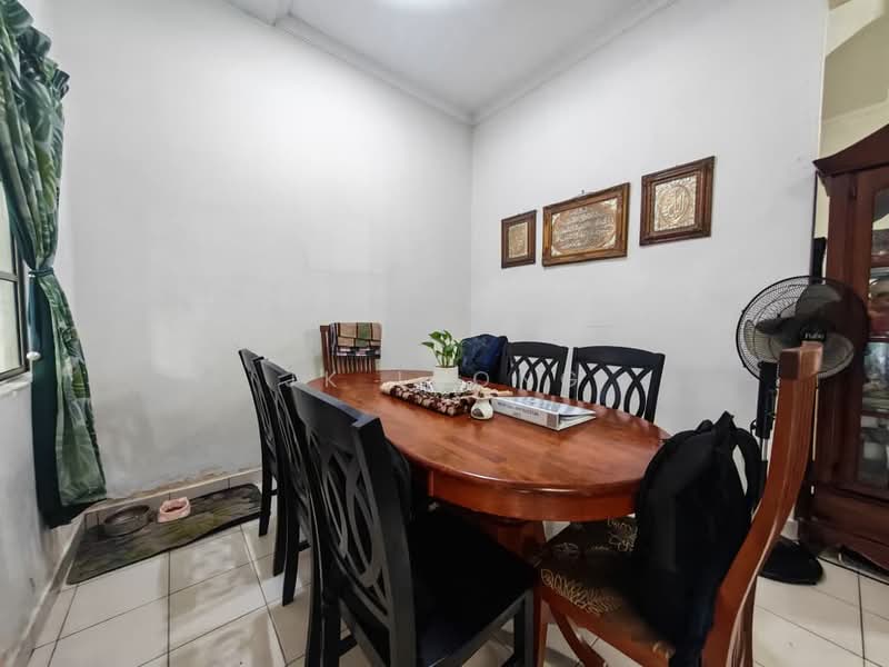 Rumah Teres untuk Dijual di Bandar Puteri Klang (Klang) - JK Leong - Dining Room - PropertyGuru.com.my