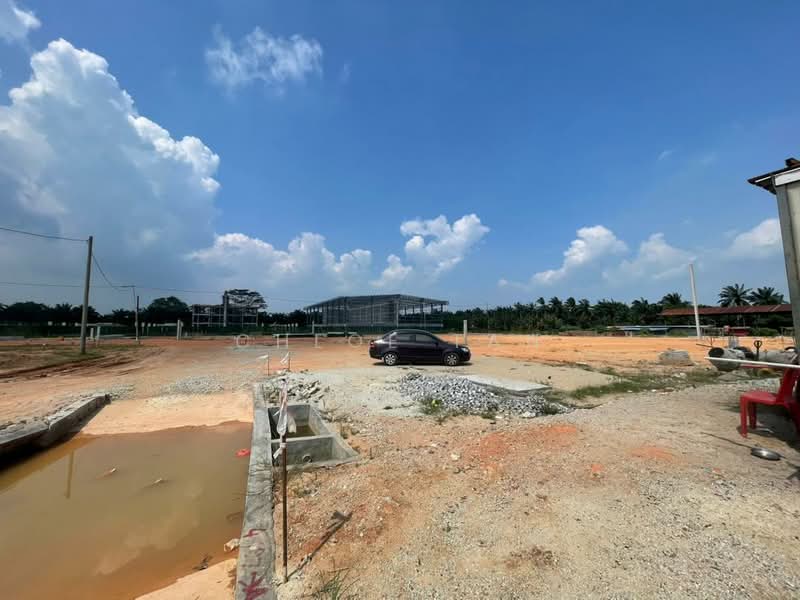 Terrace Factory for Sale in Bandar Rimbayu (Telok Panglima Garang) - Chloe Tan - Exterior - PropertyGuru.com.my