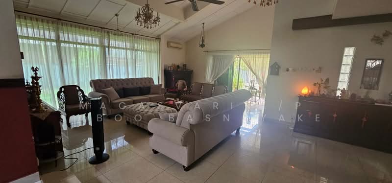 Bungalow for Sale in Kelana Jaya (Petaling Jaya) - Magasvari A/P Saboo Basnayake - Living Room - PropertyGuru.com.my