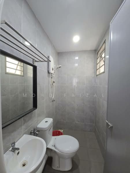 Apartment for Sale at Vesta View - Mohd Faizal - Bathroom - PropertyGuru.com.my