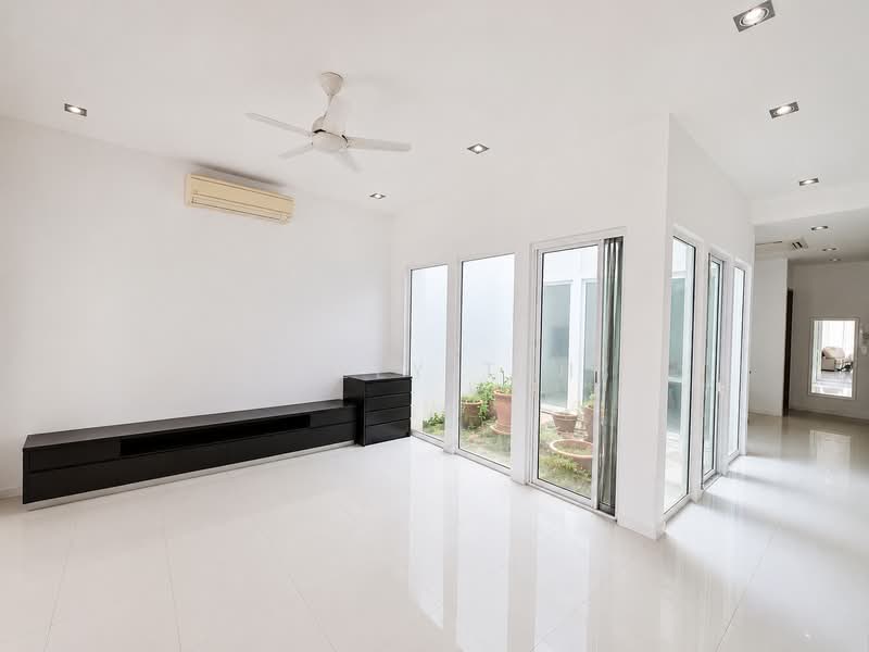 Terraced House for Sale in Tanjung Tokong (Penang) - Billy Teh - Living Room - PropertyGuru.com.my