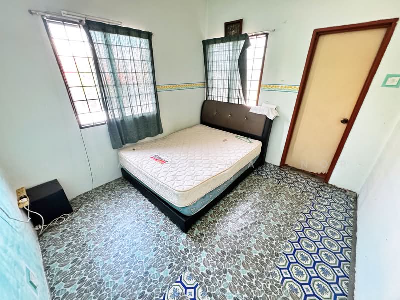 2-storey Terraced House for Sale in Taman Seri Sementa (Kapar) - Herman Sazwan Nor Rahim - Bedroom - PropertyGuru.com.my
