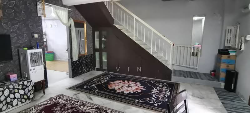 2-storey Terraced House for Sale in Bukit Sentosa (Rawang) - Kelvin . - Living Room - PropertyGuru.com.my