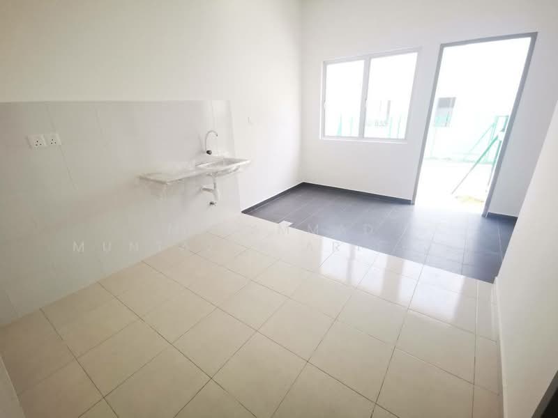 2-storey Terraced House for Sale in Kuala Selangor (Selangor) - MUHAMMAD MUNTAZAR ARIFF JOHOR - Kitchen - PropertyGuru.com.my