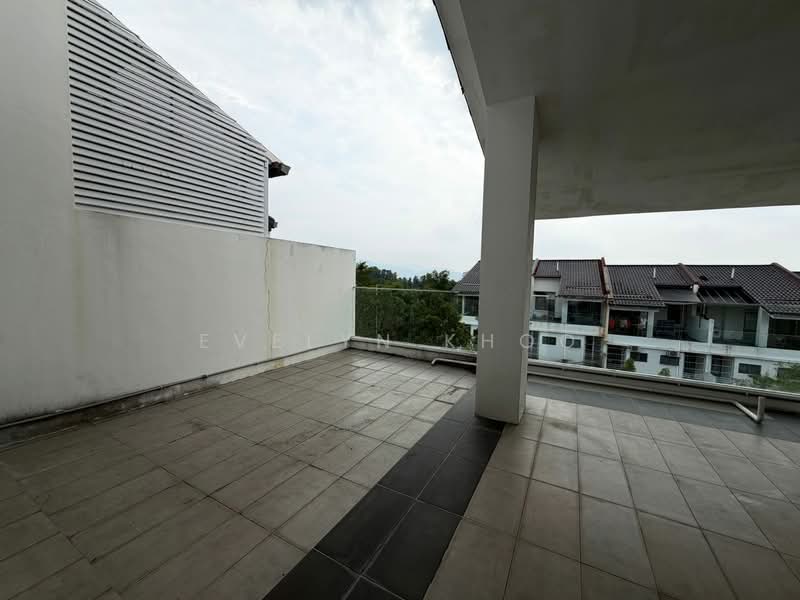 2.5-storey Terraced House for Sale in Rawang (Selangor) - Evelyn Khoo - Balcony - PropertyGuru.com.my