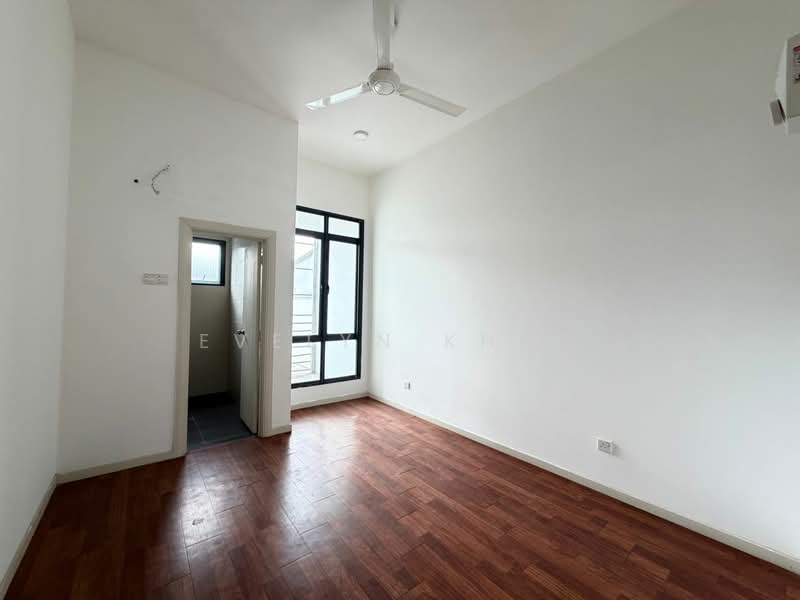 2.5-storey Terraced House for Sale in Rawang (Selangor) - Evelyn Khoo - Room - PropertyGuru.com.my