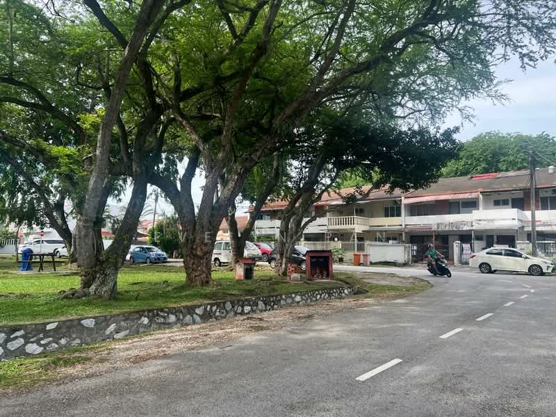 Bungalow for Sale in Petaling Jaya (Selangor) - Evelyn Pan - Exterior - PropertyGuru.com.my