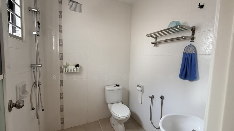 Rumah Berkembar untuk Dijual di Bukit Sungai Long (Bandar Sungai Long) - Selene Chong - Bathroom - PropertyGuru.com.my