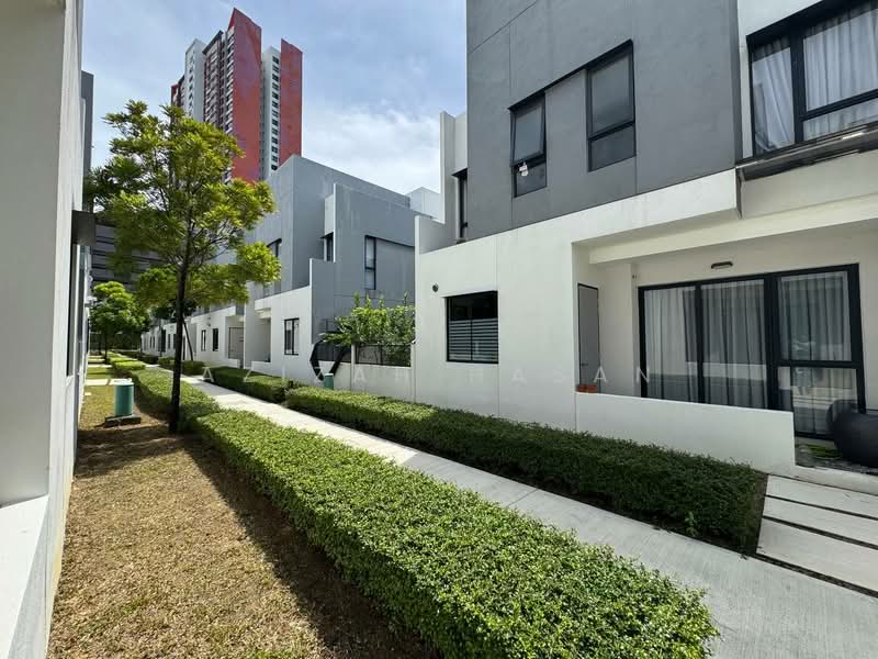Luxura Designer Link Villas - 2