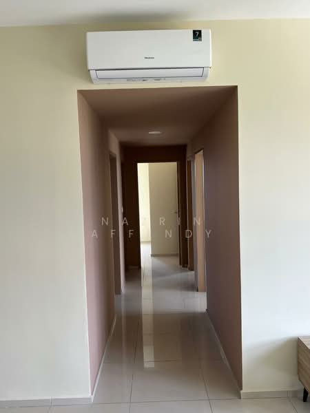 Servis Apartment untuk Disewa di Denai Alam : Ficus Peak - Nazrin Affendy - Corridor - PropertyGuru.com.my
