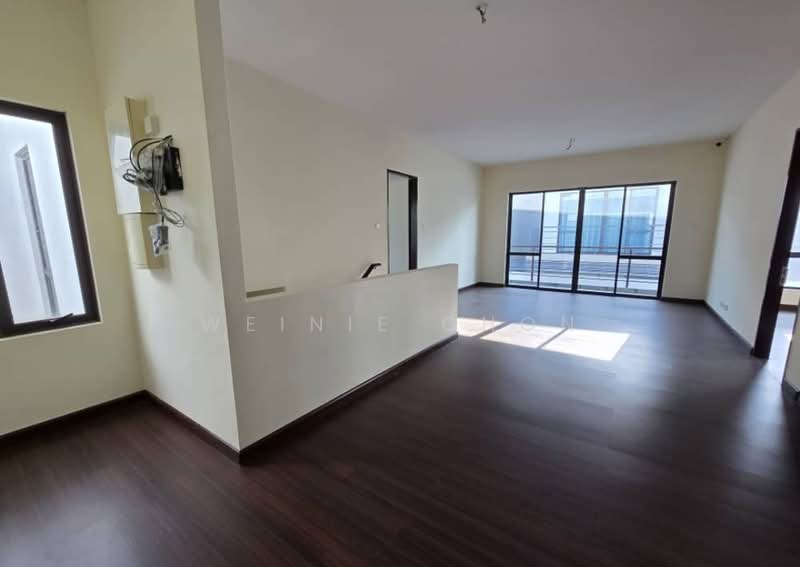 Semi-Detached House for Sale in Senai (Johor) - Weinie Chon - PropertyGuru.com.my