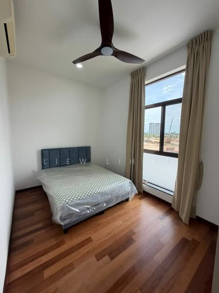 Rumah Berkembar untuk Disewa di Iskandar Puteri (Nusajaya) (Johor) - Liew Lih Yi - Bedroom - PropertyGuru.com.my