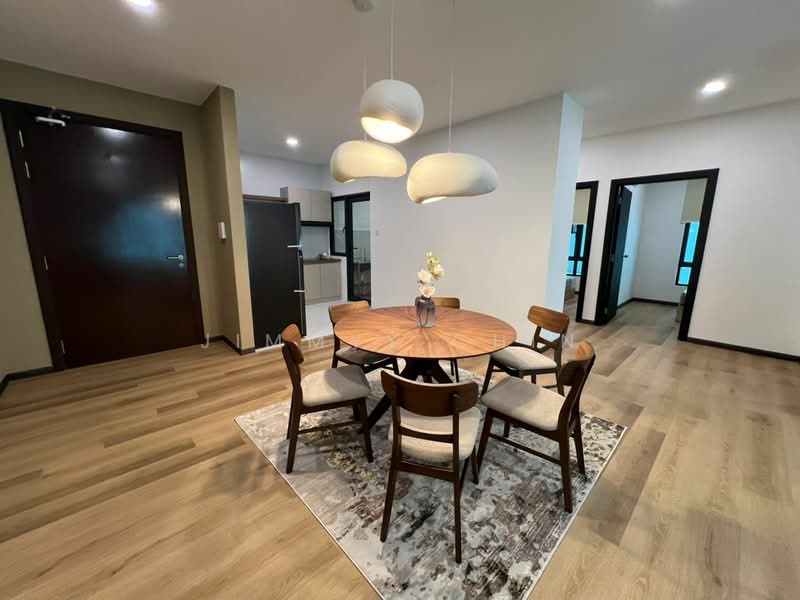 Condominium for Sale at Sapphire On The Park - Jimmyy Chin - Dining Room - PropertyGuru.com.my