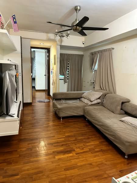 3-storey Terraced House for Sale in Jelutong (Penang) - Bryan Teng - Living Room - PropertyGuru.com.my