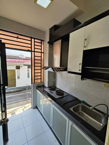 2-storey Terraced House for Sale in Labis (Johor) - Hui Hui Lim - Kitchen - PropertyGuru.com.my
