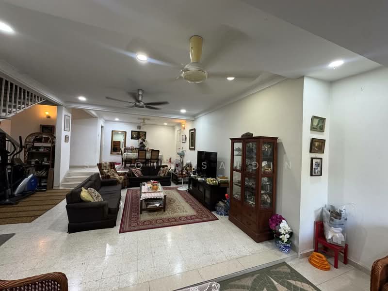 2-storey Terraced House for Sale in Seksyen 4 (Shah Alam) - Shiqin Saidin - Living Room - PropertyGuru.com.my