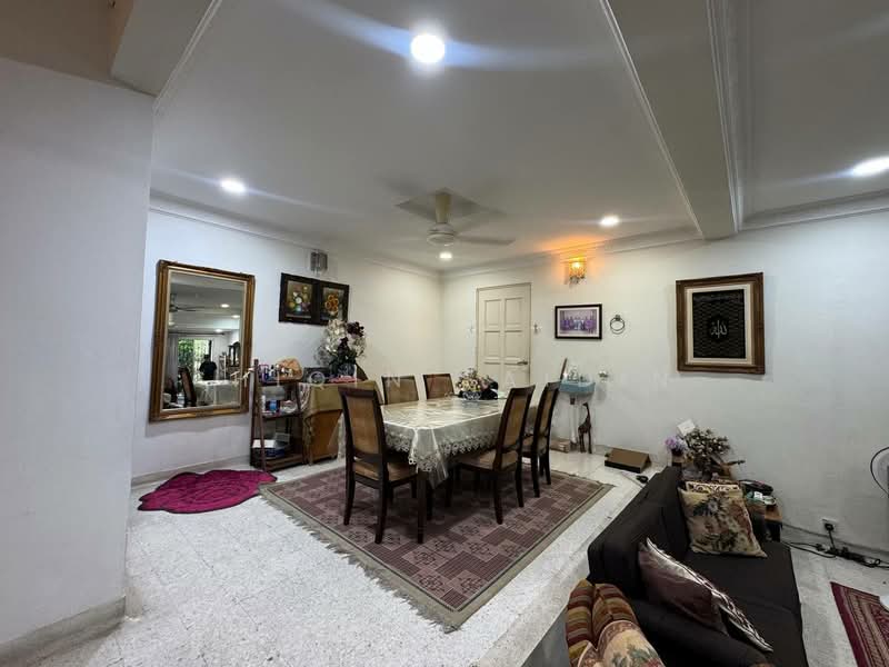 2-storey Terraced House for Sale in Seksyen 4 (Shah Alam) - Shiqin Saidin - Dining Room - PropertyGuru.com.my