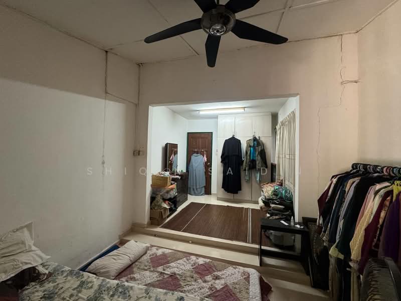 2-storey Terraced House for Sale in Seksyen 4 (Shah Alam) - Shiqin Saidin - Bedroom - PropertyGuru.com.my