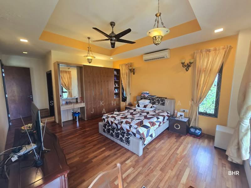 Bungalow for Sale in Shah Alam (Selangor) - SITI KHAIRIYAH JAAFAR - PropertyGuru.com.my