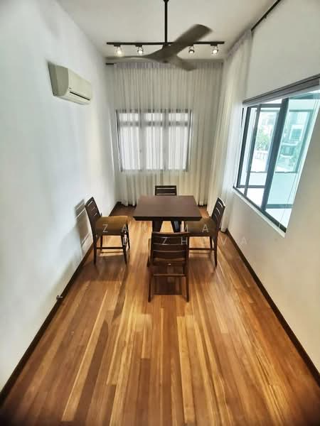 Semi-Detached House for Rent in 16 Sierra (Puchong) - Zarema Kulbuzheva - Dining Room - PropertyGuru.com.my