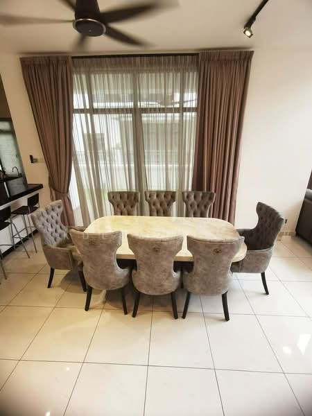 Semi-Detached House for Rent in 16 Sierra (Puchong) - Zarema Kulbuzheva - Dining Room - PropertyGuru.com.my