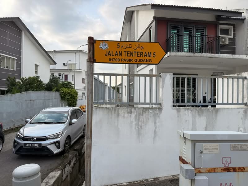 Rumah Teres 2 Tingkat untuk Dijual di Taman Nusa Damai (Pasir Gudang) - Fu Heng Chong - Exterior - PropertyGuru.com.my
