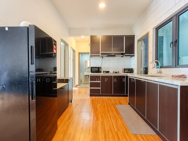 Condominium for Sale at The Trees - Thoriq Suparman - Kitchen - PropertyGuru.com.my