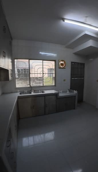 Rumah Teres 2 Tingkat untuk Dijual di Seksyen 2, Taman Kinrara (Puchong) - Shan Shan - Kitchen - PropertyGuru.com.my