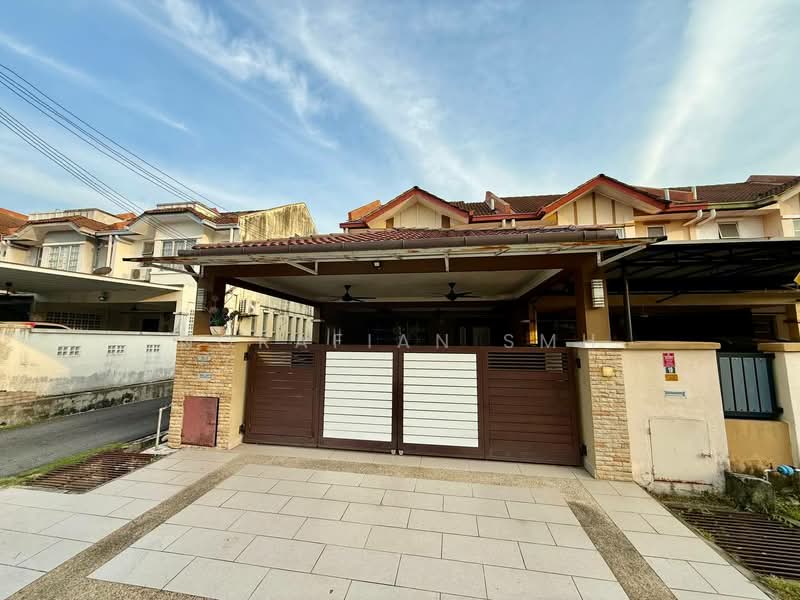 2-storey Terraced House for Sale in Taman Sutera (Kajang) - Norafian SMH - Exterior - PropertyGuru.com.my