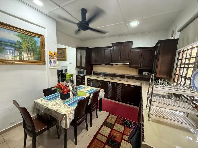 2-storey Terraced House for Sale in Taman Sutera (Kajang) - Norafian SMH - Kitchen - PropertyGuru.com.my