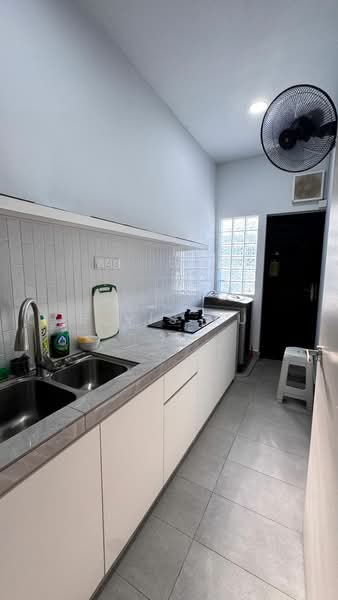 1-storey Terraced House for Rent in Skudai (Johor) - Elvis Ku - Kitchen - PropertyGuru.com.my