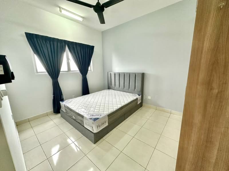 Alanis Residence - 4