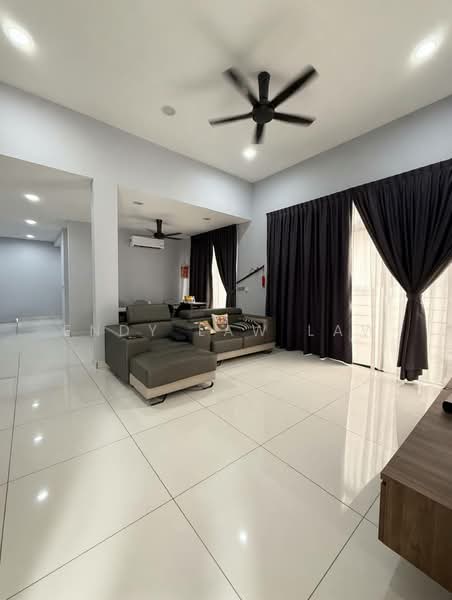 Rumah Kluster untuk Dijual di Horizon Hills (Iskandar Puteri (Nusajaya)) - Endy Law Law - Living Room - PropertyGuru.com.my