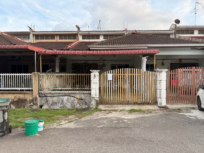 Rumah Teres 1 Tingkat untuk Dijual di Taman Flora Heights (Pasir Gudang) - Fu Heng Chong - Exterior - PropertyGuru.com.my